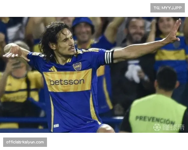 卡瓦尼宝刀未老 瓦伦西亚锋线老将作用关键