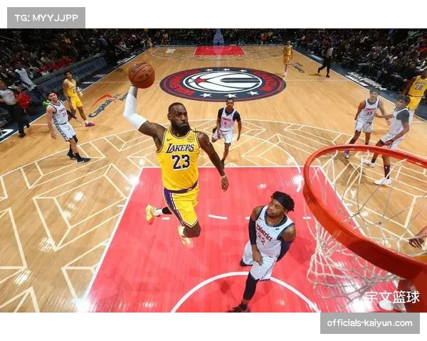 詹姆斯生涯总得分突破五万分大关 湖人七连胜巩固西部前三席位 詹姆斯生涯总得分突破五万分大关 湖人七连胜巩固西部前三席位